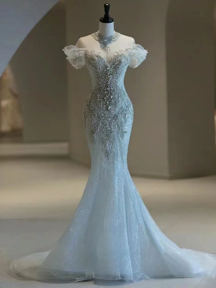 

A new fishtail light luxury dress with heavy and main fabric welcome for people going out