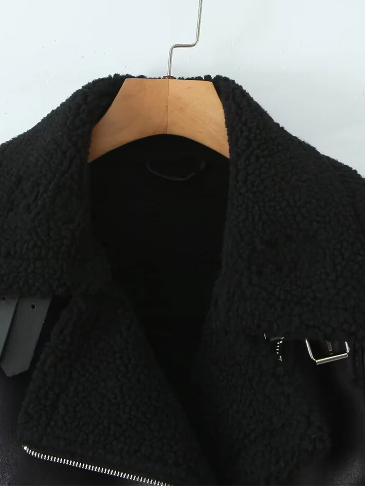 النمط الأوروبي والأمريكي 2025 الخريف والشتاء منتجات جديدة سترة نسائية متعددة الاستخدامات ذات طية صدر السترة قصيرة الأكمام