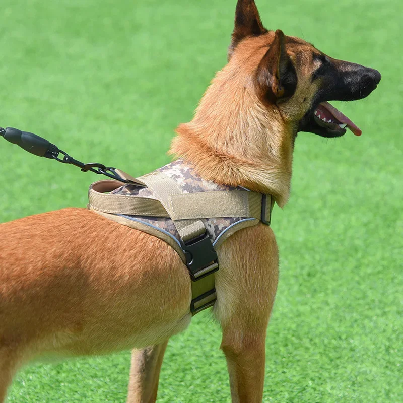 Correa de pecho táctica para perro grande, chaleco para mascotas, cuerda reflectante, tracción a prueba de explosiones