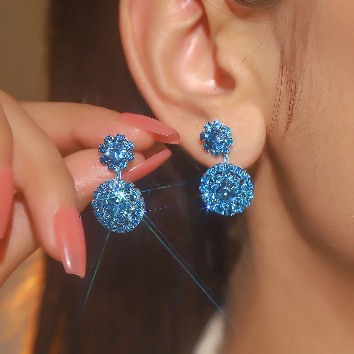BLIJERY Multicolor Rhinestones Circle Flower Stud Earrings Fashion Shiny Crystal Women Statement Jewelry Wedding Party Earrings