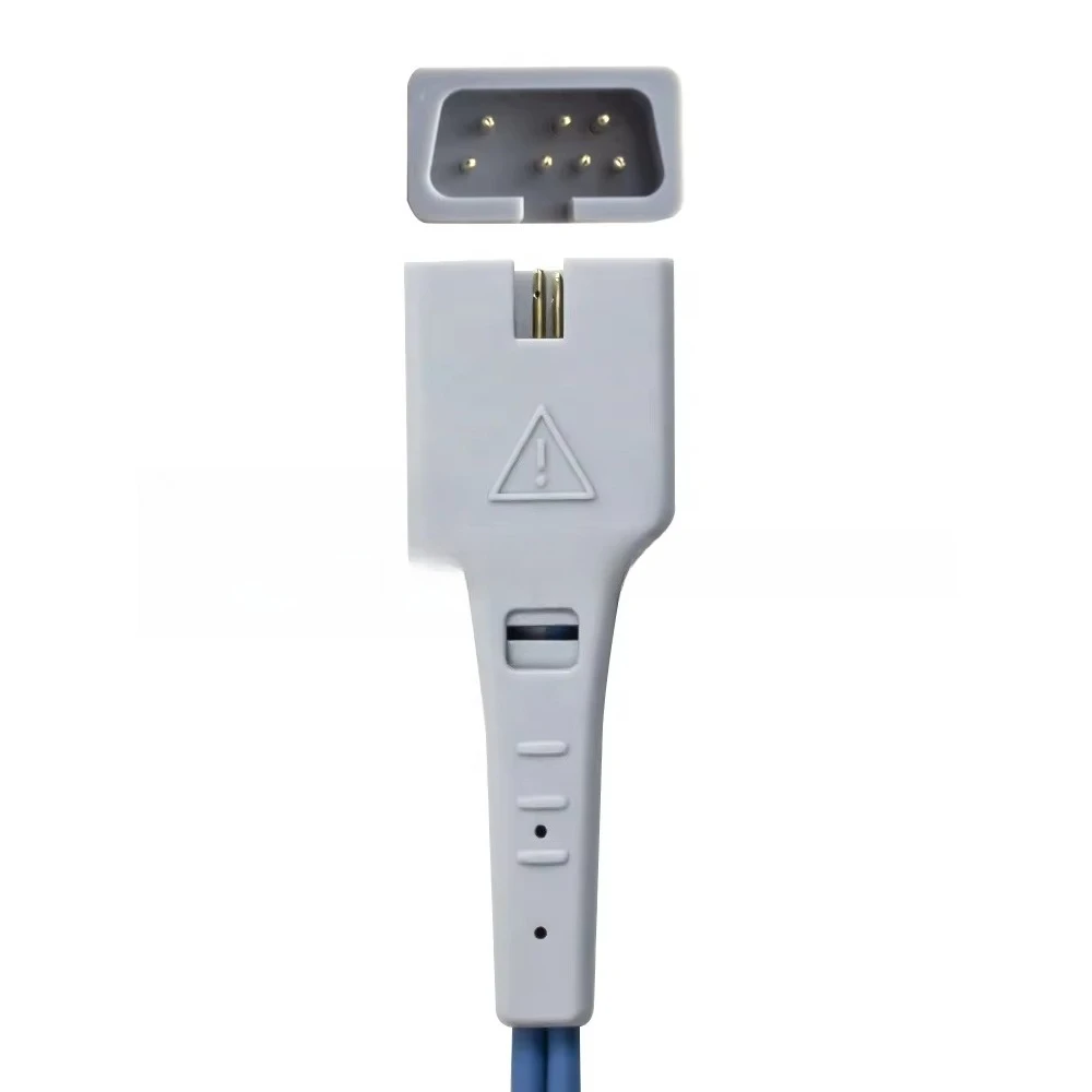 a forEur Pet Handheld Veterinary Blood Oxygen Pulse Oximete With High Precision Clip Pulse Oximete and 3.5 Inch Lcd Display
