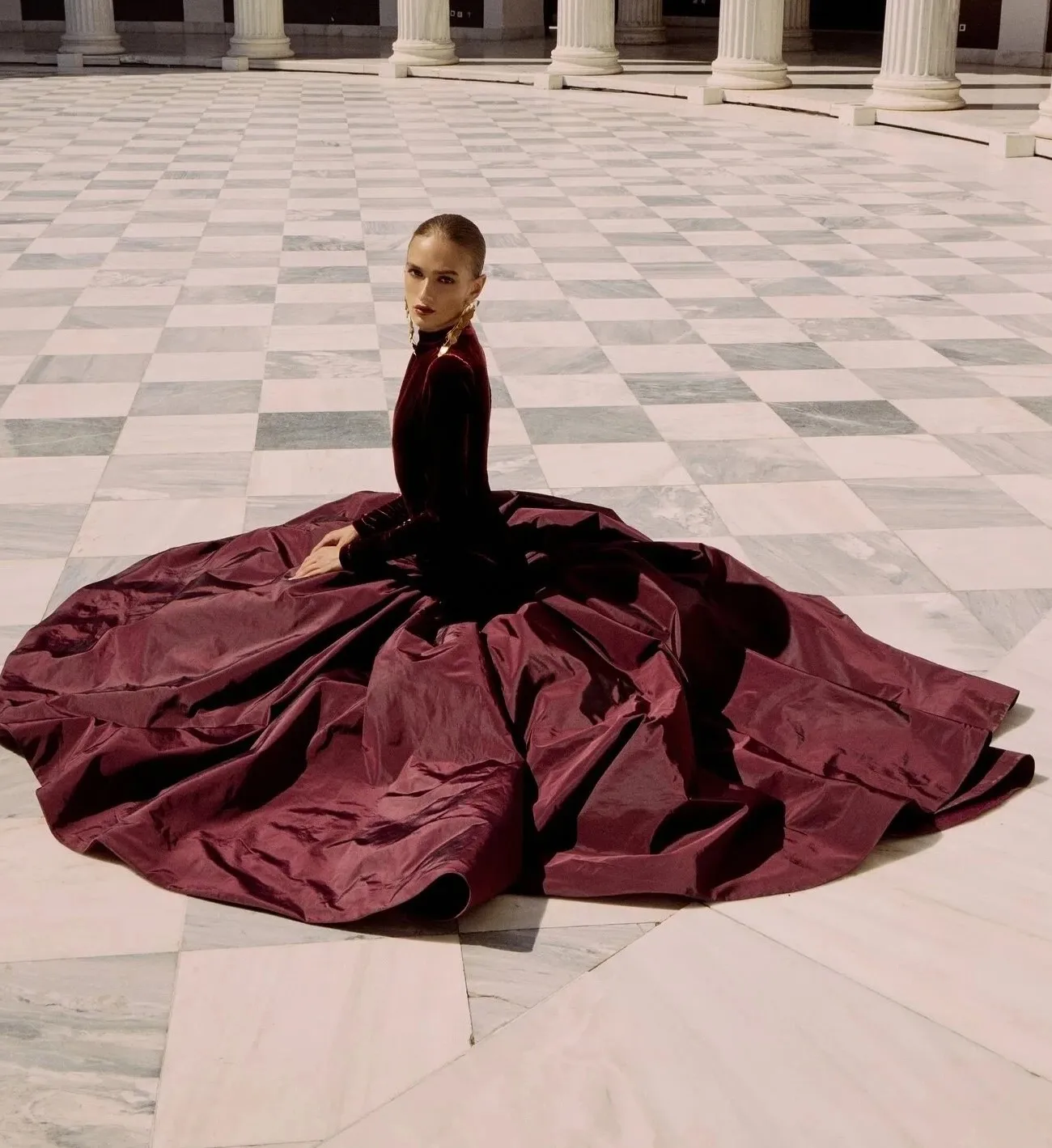Burgundy Evening Party Dress 2026 High Neck Long Sleeve Velevt Satin Mermaid Long Prom Formal Gowns For Banquet Robe De Soriee