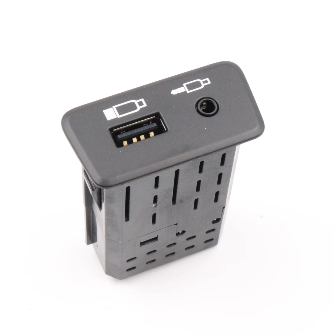 Factory Price  AUX Audio Interface USB Replacement 2554705 for Scaniea