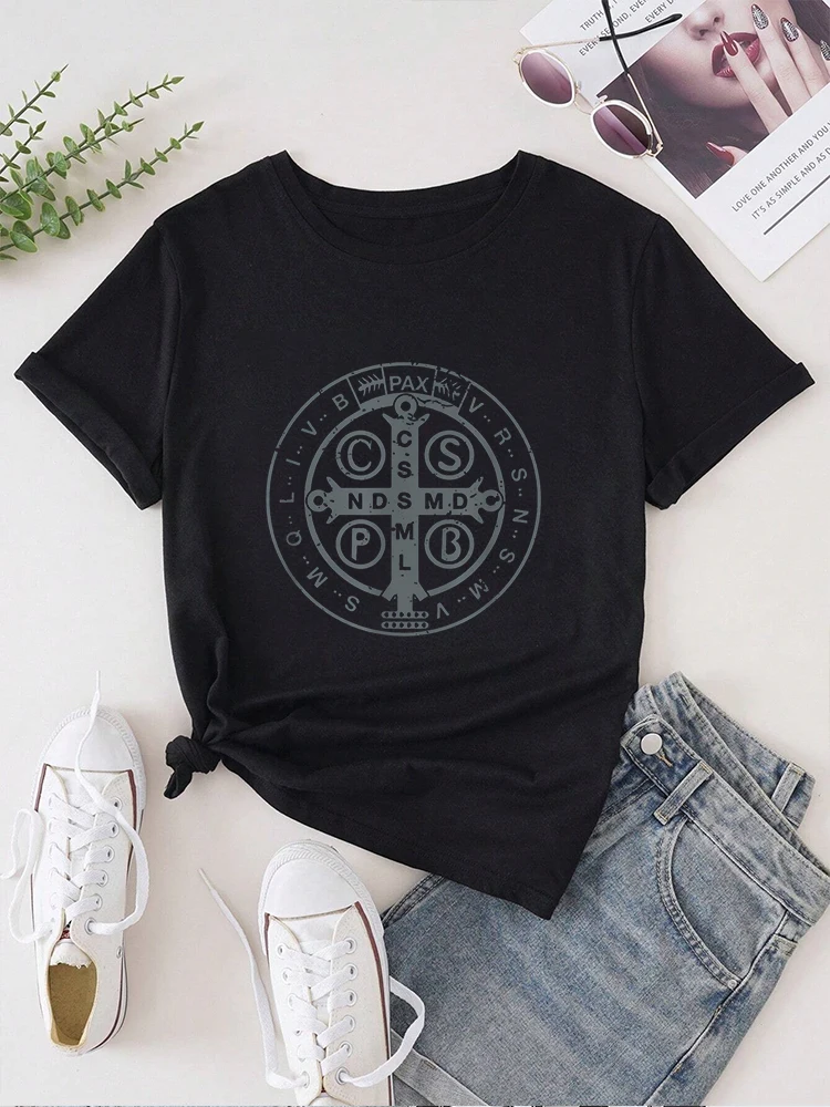Katholische religiöse Medaille des Heiligen Benedikt, christliches T-Shirt, T-Shirt, bedruckt, O-Ausschnitt, lässiges T-Shirt, Damenbekleidung