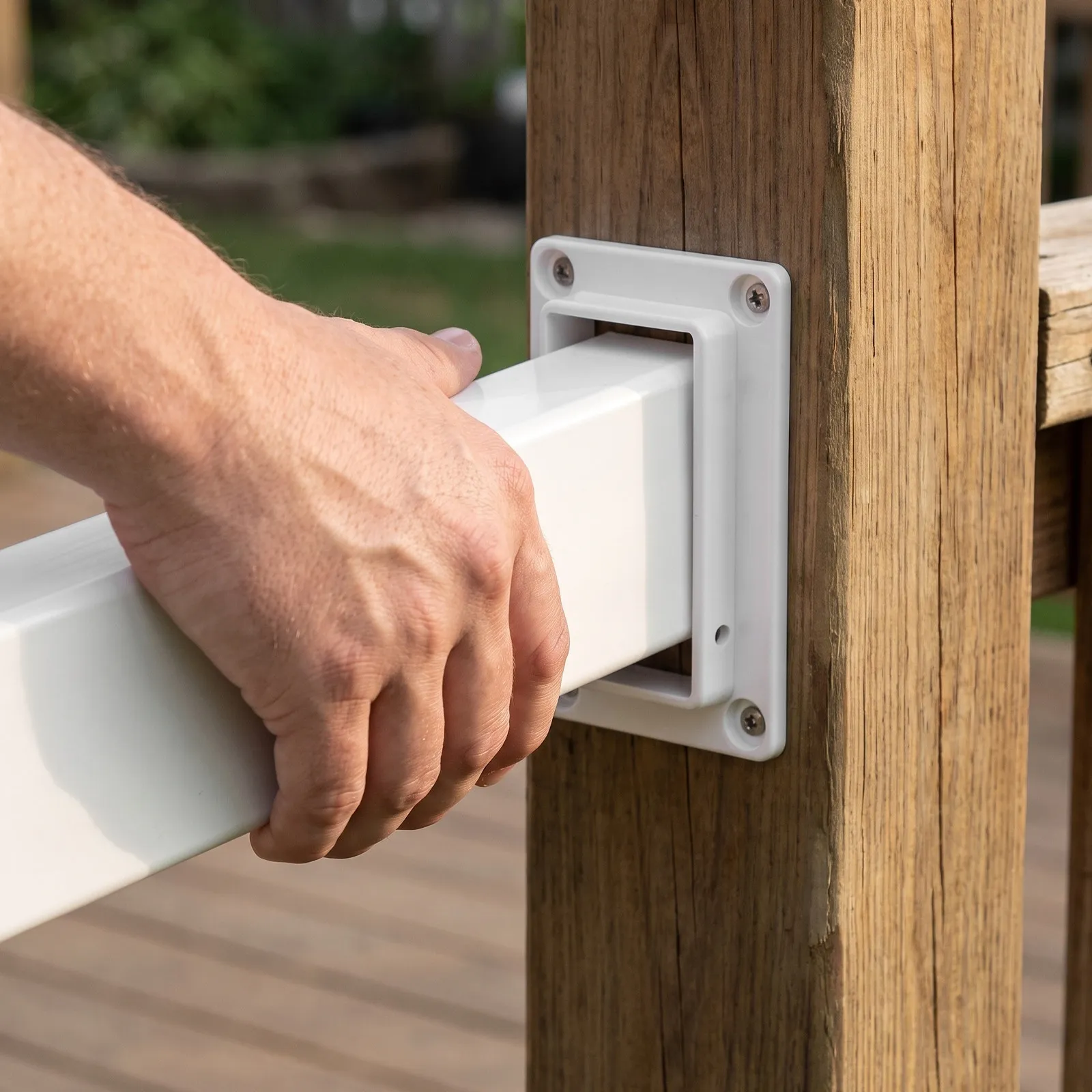 4Pcs White Vinyl Fence Brackets Slotted Handrail Deck Railing Connectors Secure Panel to Post Replacement Parts