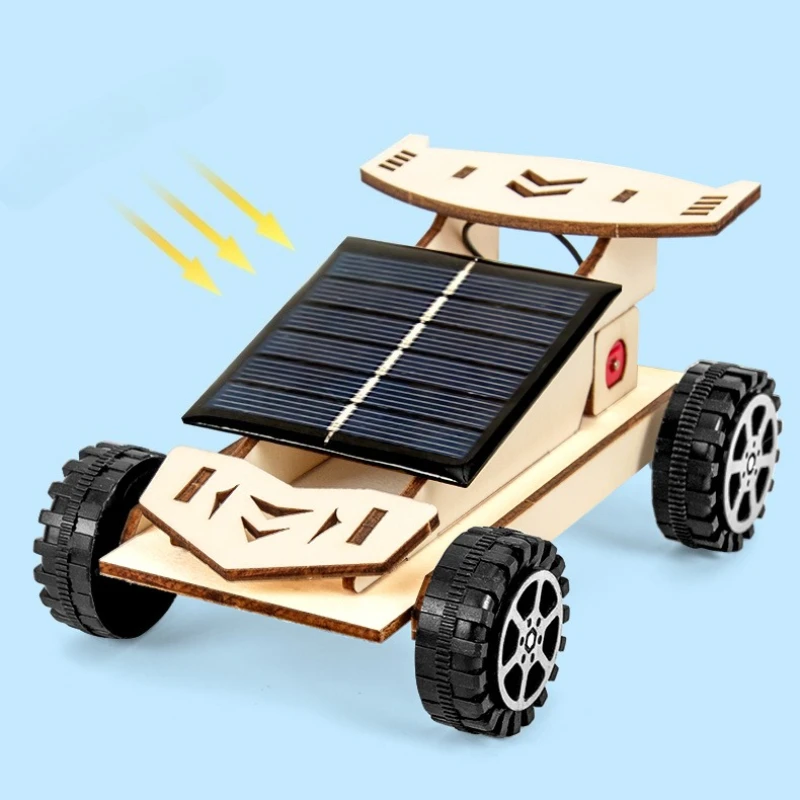 Kit per auto ad energia solare fai-da-te Giocattolo educativo per esperimenti scientifici per studenti Set di materiali per l'apprendimento STEM di assemblaggio creativo fatto a mano