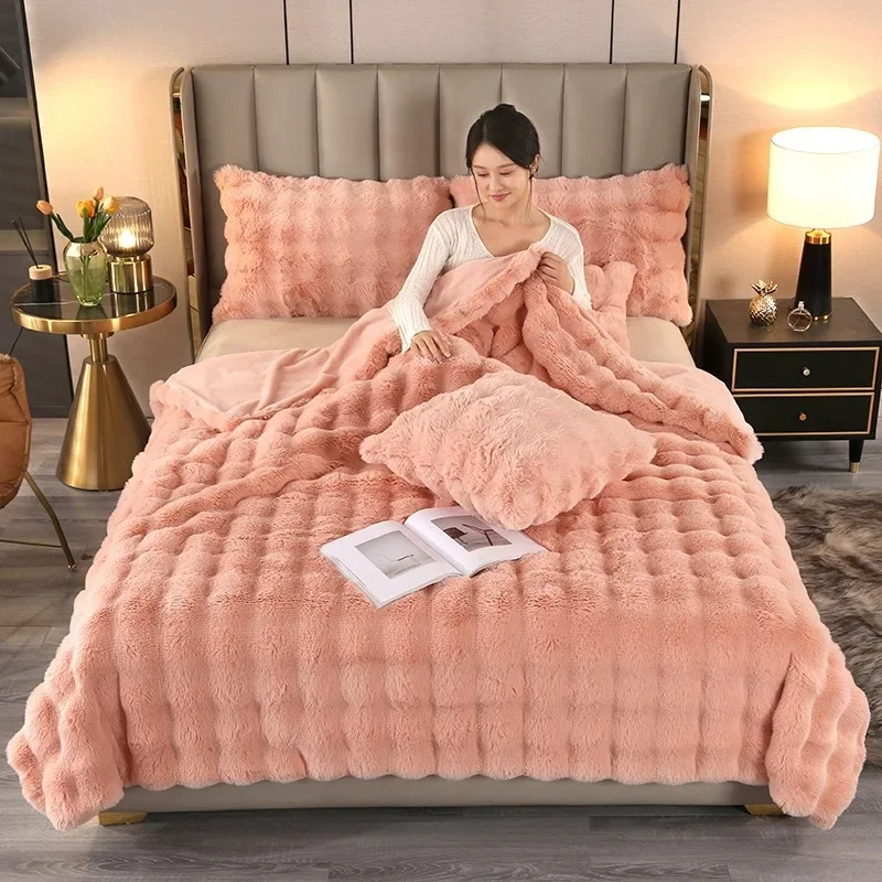 Winter Rabbit Plush Blanket Thick Double-sided Velvet Quilt Breathable Heat-locking Beddings Skin-friendly Soft Cozy Bedclothes