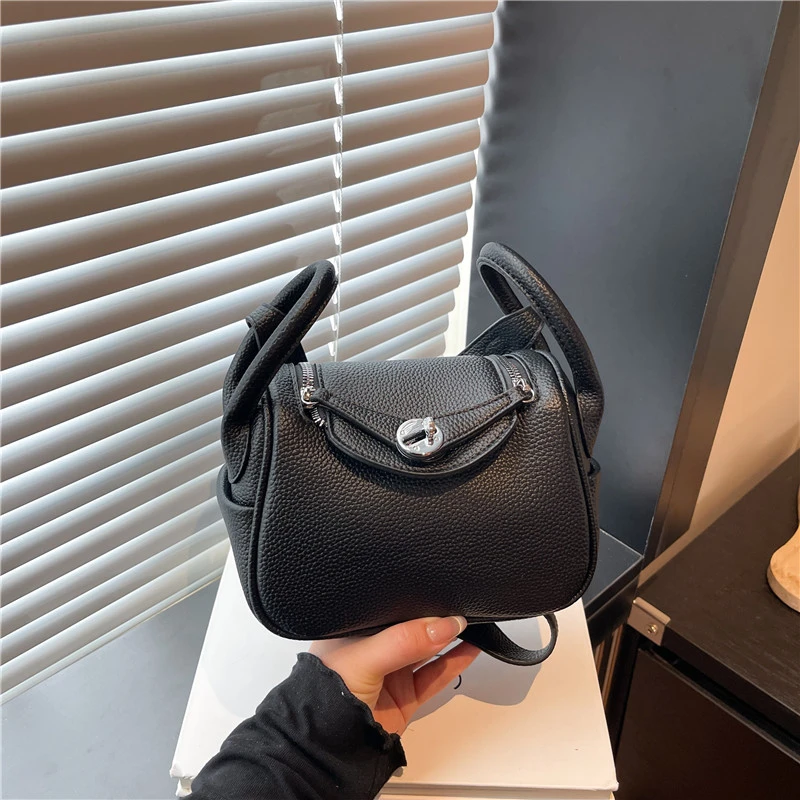 

Classic Elegant Ladies Crossbody Bag Leather Women's Messenger Bag From Luxury Brand By Famous Desinger Popular