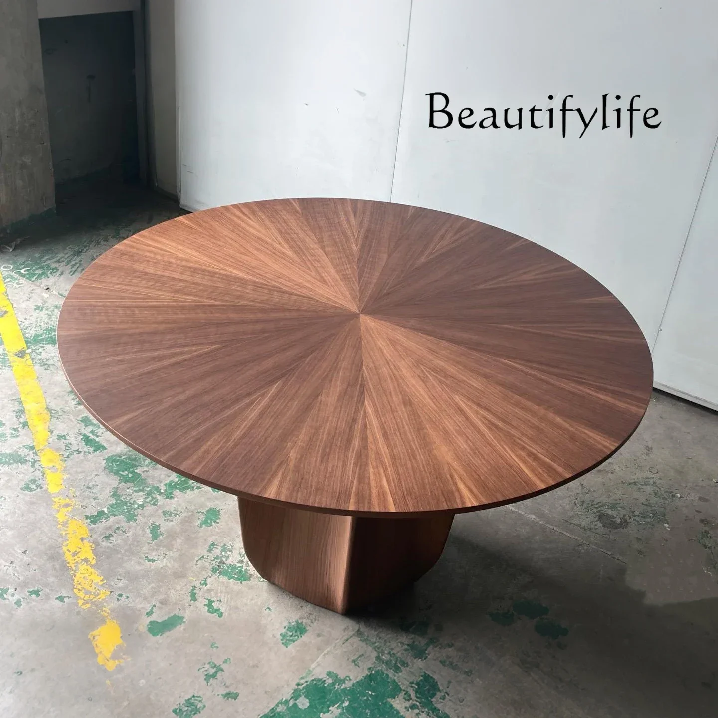 

Modern simple ash wood Italian minimalist round dining table North American black walnut all solid wood dining table