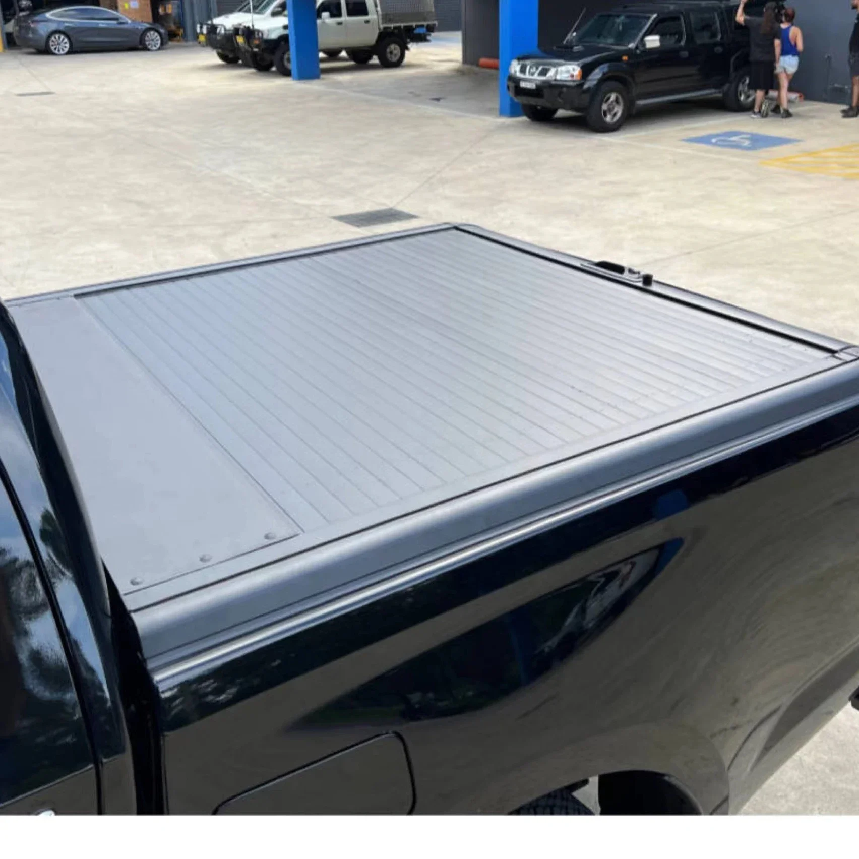 Pickup Back Cover Roller Shutter Lid Tail Box Tonneau Cover For BT50 BT-50