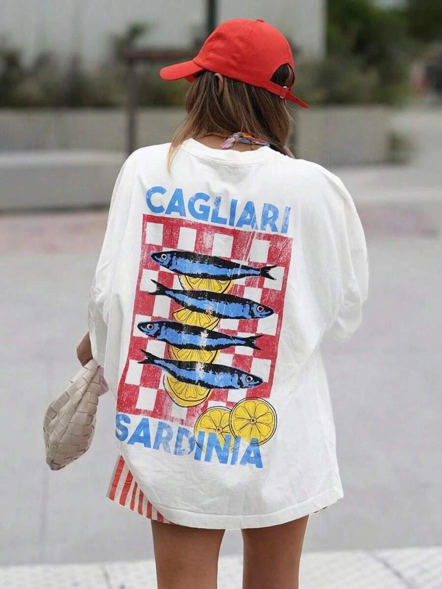 

Plus - Size Casual Cultural - themed Tee, White Short - Sleeve with Unique Print