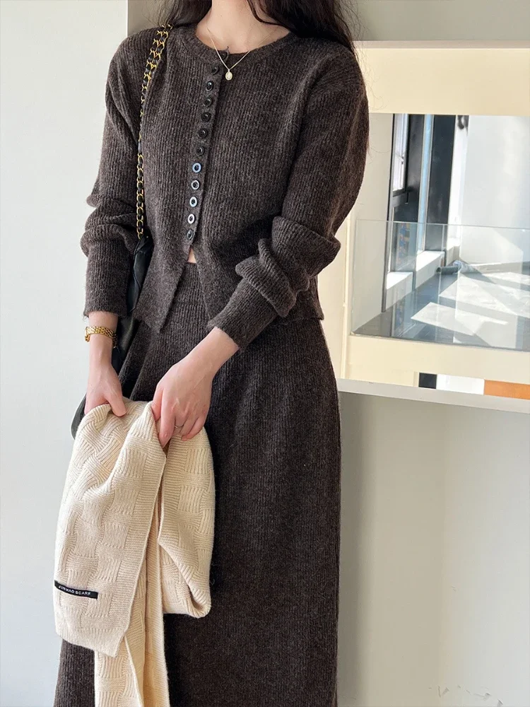 Autumn Vintage Elegant Solid Color Round Neck Single-breasted Knitted Half Skirt Two Piece Set Knitted Cardigan Half Skirt Suit