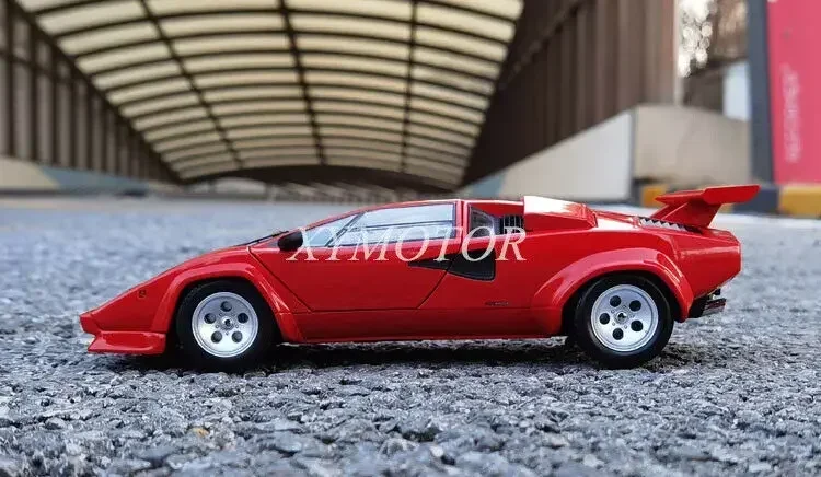 Kyosho 1/18 For Lamborghini Countach LS500S Diecast model Car Gifts Toys Hobby Red Gift Collection Ornaments Display