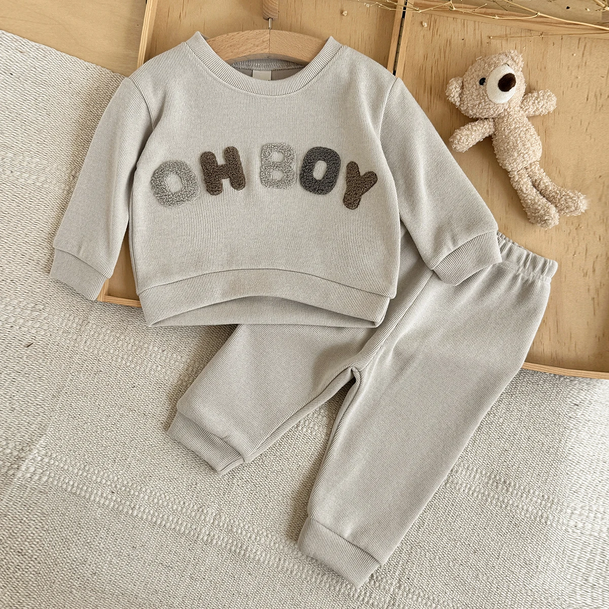 Spring Autumn Baby Simple OH BOY Embroidered Outfit Khaki Waffle Sweatshirt Matching Jogger Pants For Baby Boys