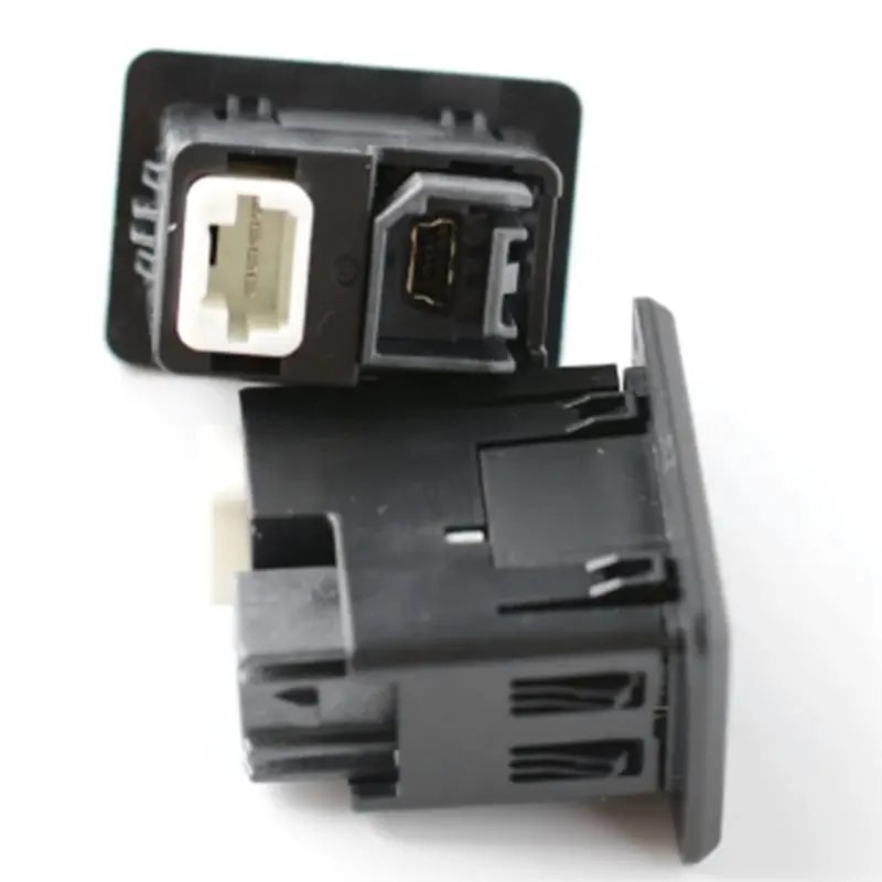 Center Console Car AUX Audio Interface For Nissan 370Z Altima Quest 28023-4BA0B 795405004 Rogu