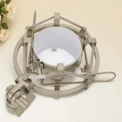 

Microphone Shockproof Mount Metal Anti-Vibration Suspension Holder Clip Stable Mic Holder for Broadcasting Recording Studio