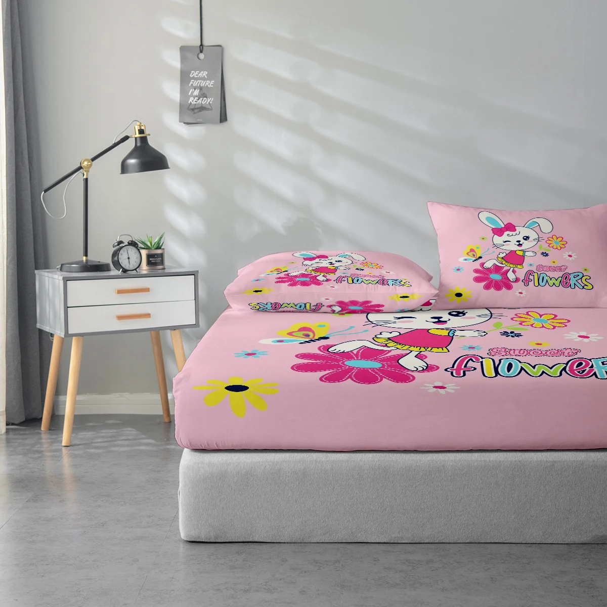Cartoon Bunny Print Pattern Bed Sheet Set, Mattress Protector and Pillowcase Combination, High-Definition Printed Bed Sheet Set Includes 1 Bed Sheet + 1 or 2 Pillowcases (60*100cm and 72*132cm Are 1 Pillowcase, the Rest of the Sizes Are 2 Pillowcases), Suitable for Bedroom and Guest Room, Ultra-Soft Polyester Bedding, Machine Washable, Can Be Used in All Seasons