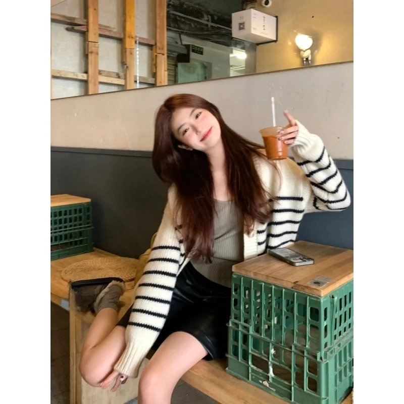 Dongguan Daliang High-End-Pullover-Cardigan für den frühen Frühling Jaet No Pilling 2025, neues Sle South Oil Strick irt