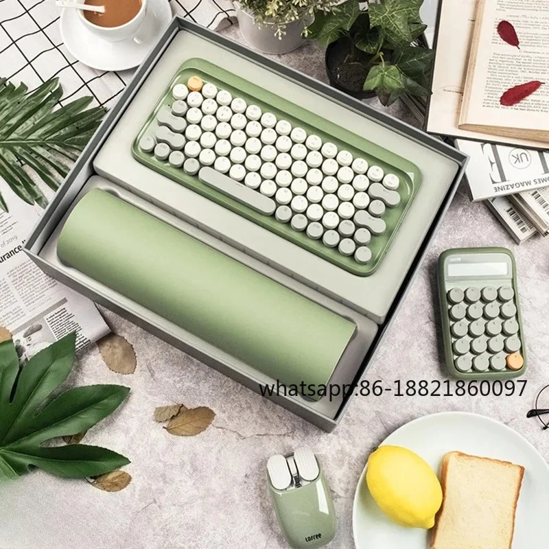 

Calculator Wireless Mouse and Keyboard Set