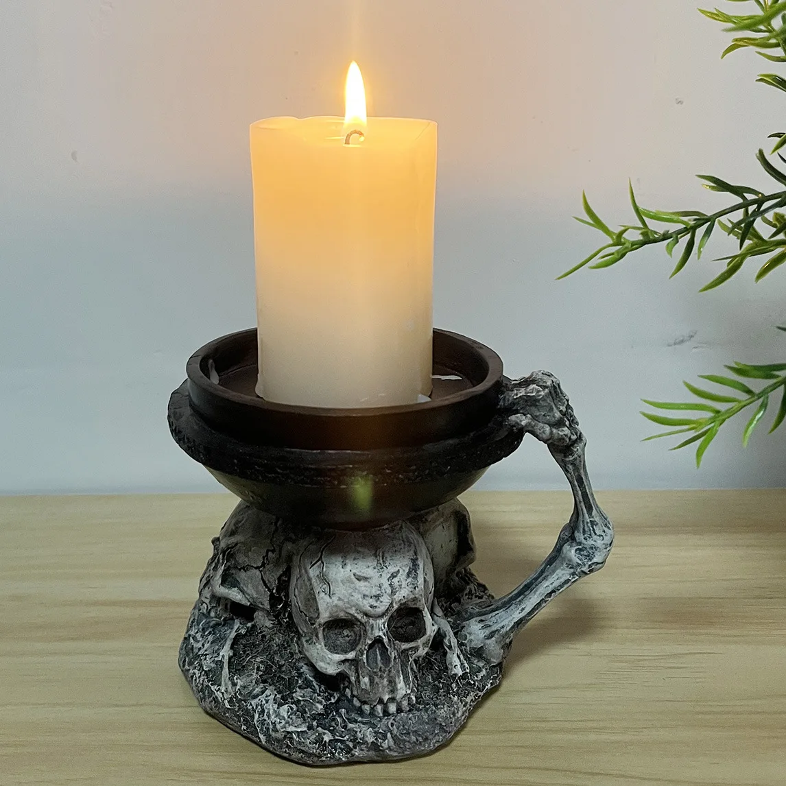 Skeleton Candlestick Tea Lamp Resin Candlestick Party Decoration Halloween Christmas Cemetery Outdoor Bar Home Decor