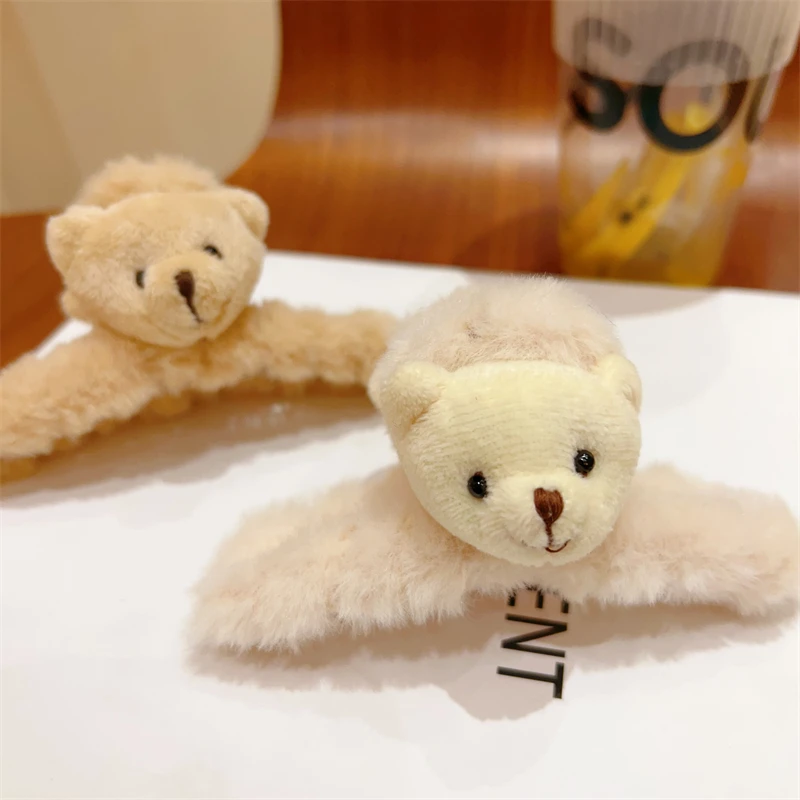 Cute double-sided plush bear head large claw clip Korean style furry hair clip back of head hairpin hair shark clip