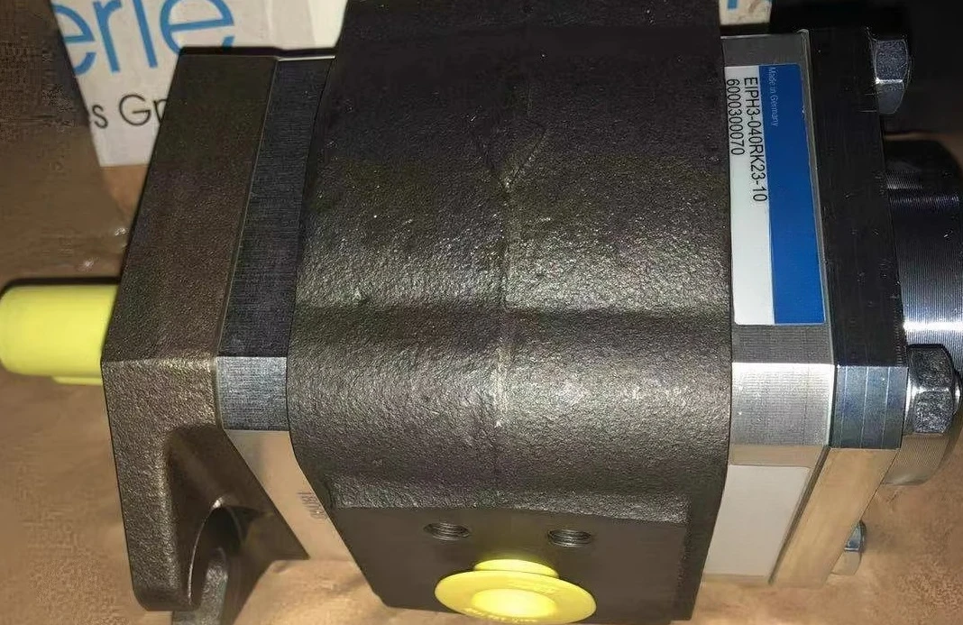 

Германия EIPC5-100RB/RA23-10 — двухсекционный шестеренчатый насос, сервонасос для масла