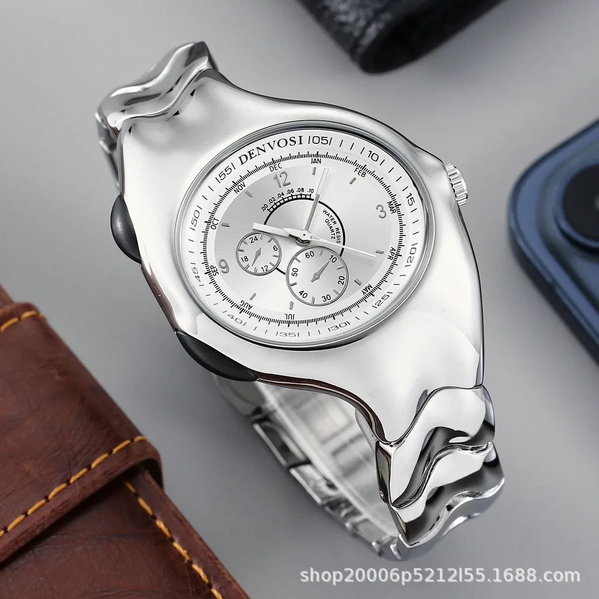Fashion Alien Retro Unique Y2k Decorative Dial Quartz Watch Mens Silver Dial Twisted Case Oval Ellipse Special Steel Watch Clock