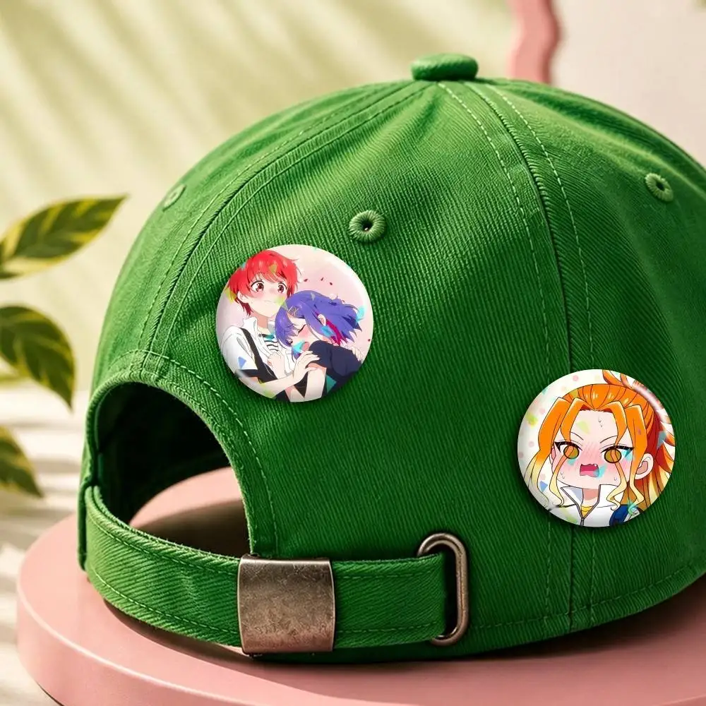 Anime D-Dealing with Mikadono Sis Is a Breeze Round Brooch Pins, Personalized Badges With Broken Glass Design Fashion Accessory