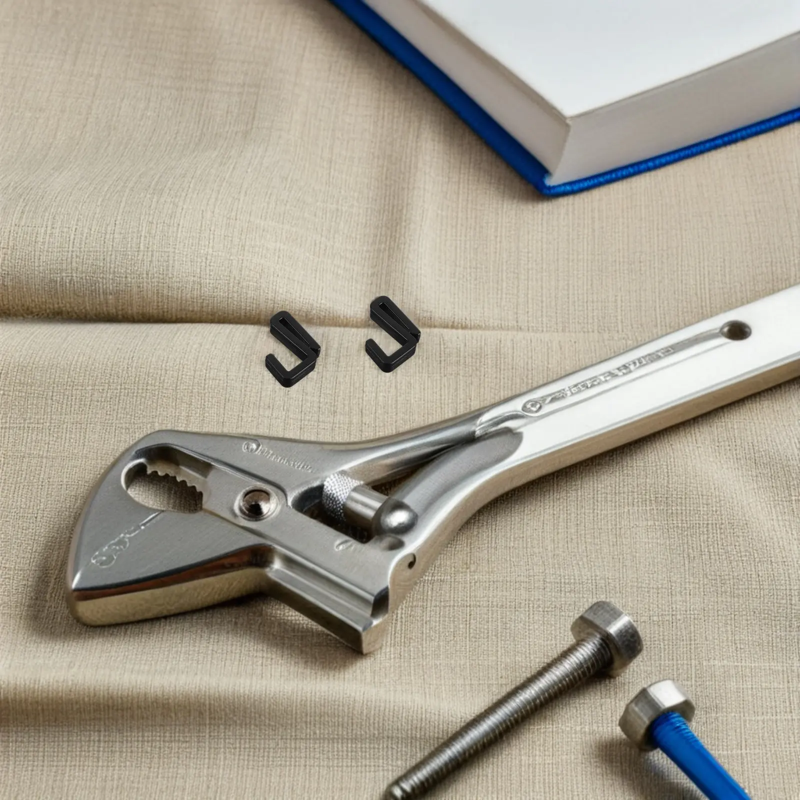 

100 шт. пластиковых S-образных крючков, плоских, сверхпрочных, маленького размера, для подвешивания, для кухни, ванной комнаты, домашнего хранения