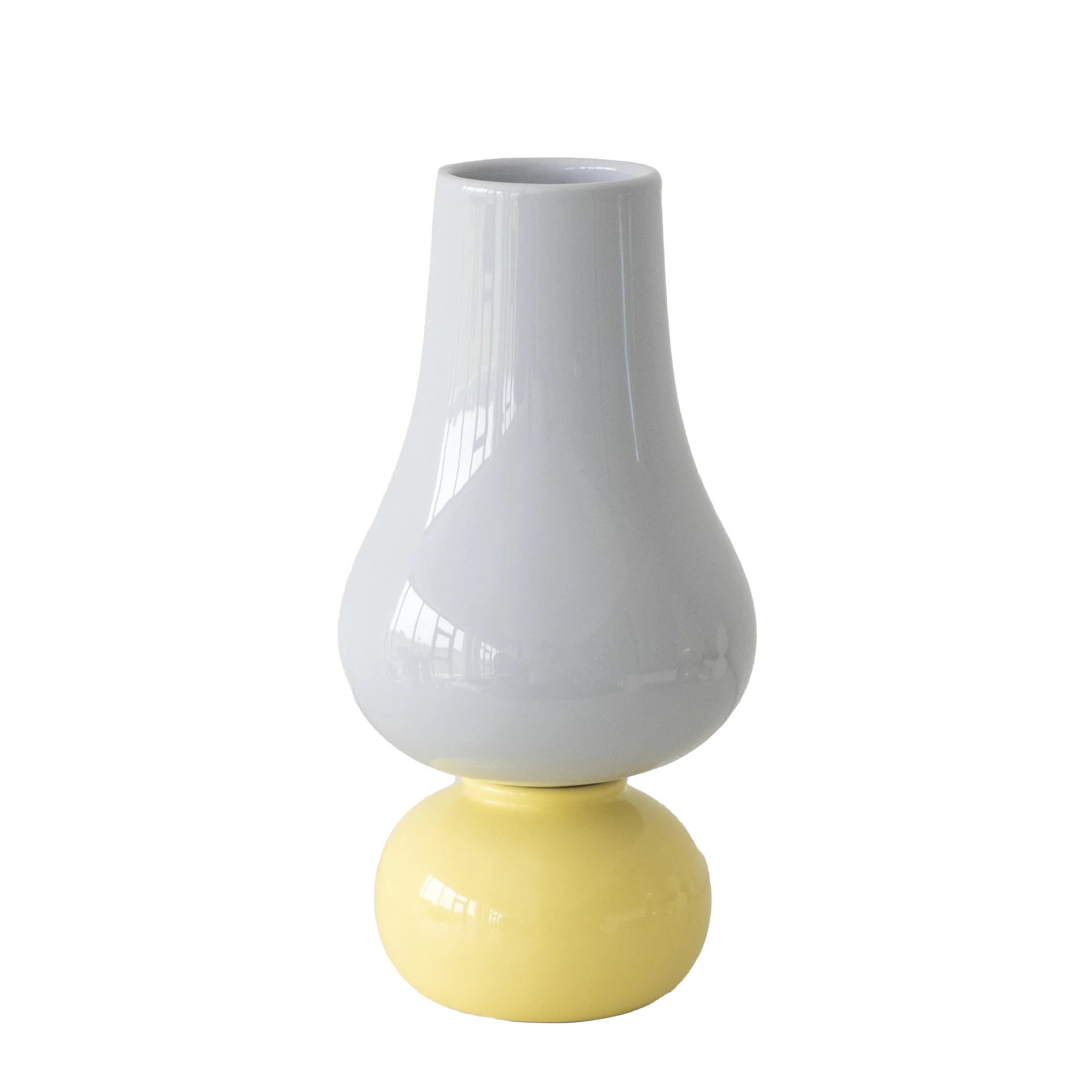 

French Light Luxury Cream Wind Gourd Ceramic Vase Advanced Hydroponic Tulip Flower Arrangement Ornament