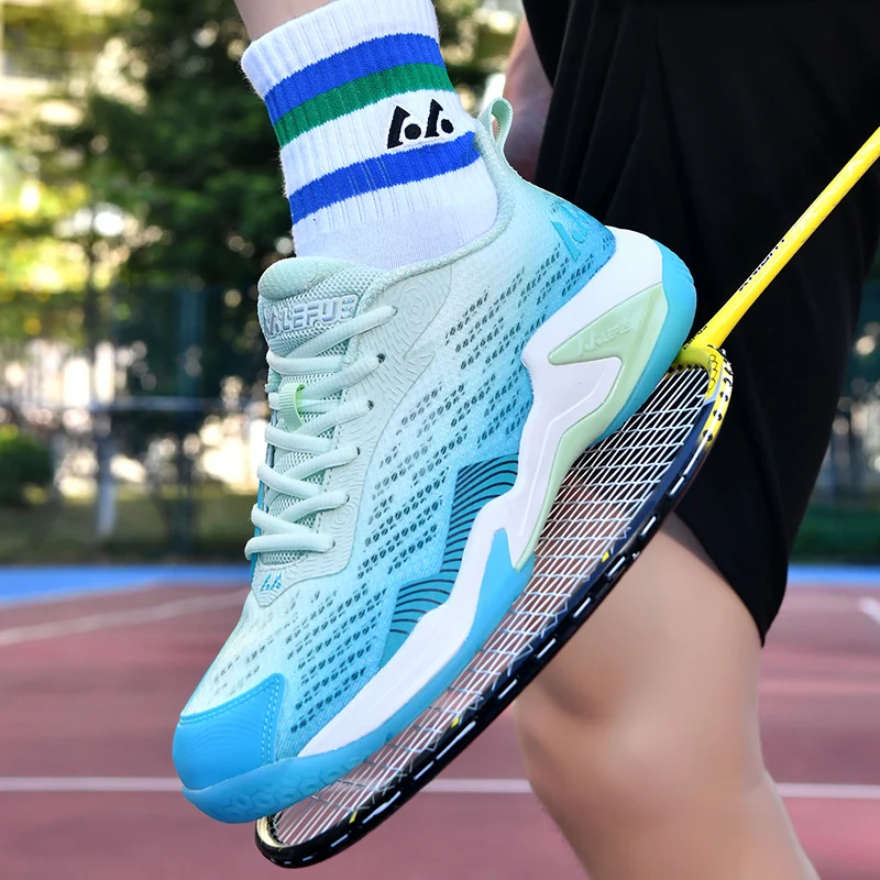 2025 New Badminton Sneakers for Men Non Slip Badminton Training Shoes Women Badminton Court Shoes Comfortable Outdoor Sneakers
