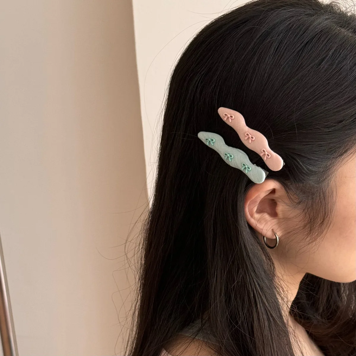 Korean Candy Color Hair Clip Simple Irregular Wave Hair Side Clip Retro Temperament Women Girls Edge Clip Bangs Hairpin Headwear