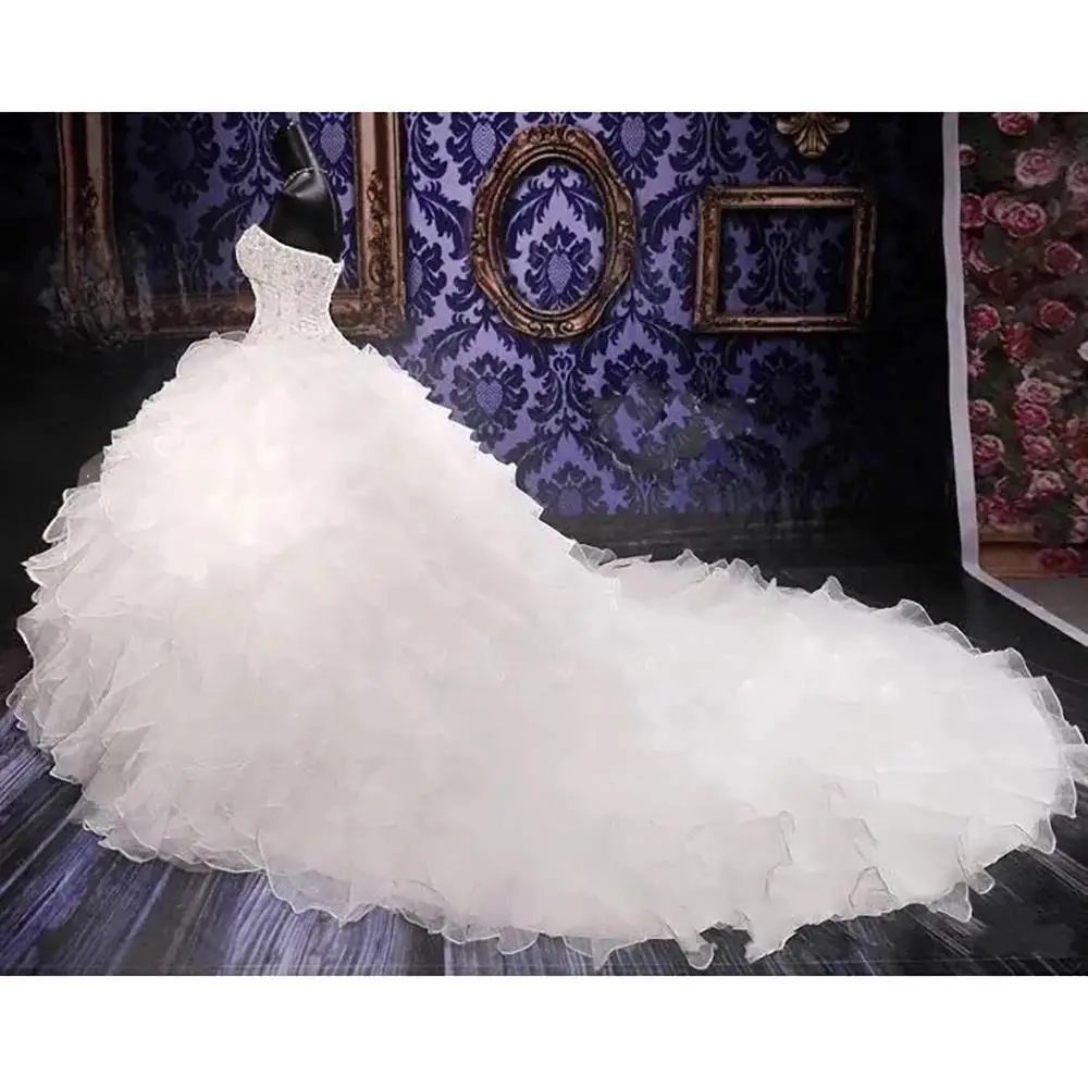 

White Ball Gown Sleeveless Sweetheart Royal Train Organza Lace Up Crystal Applique Luxury Wedding Dress robe de mariée