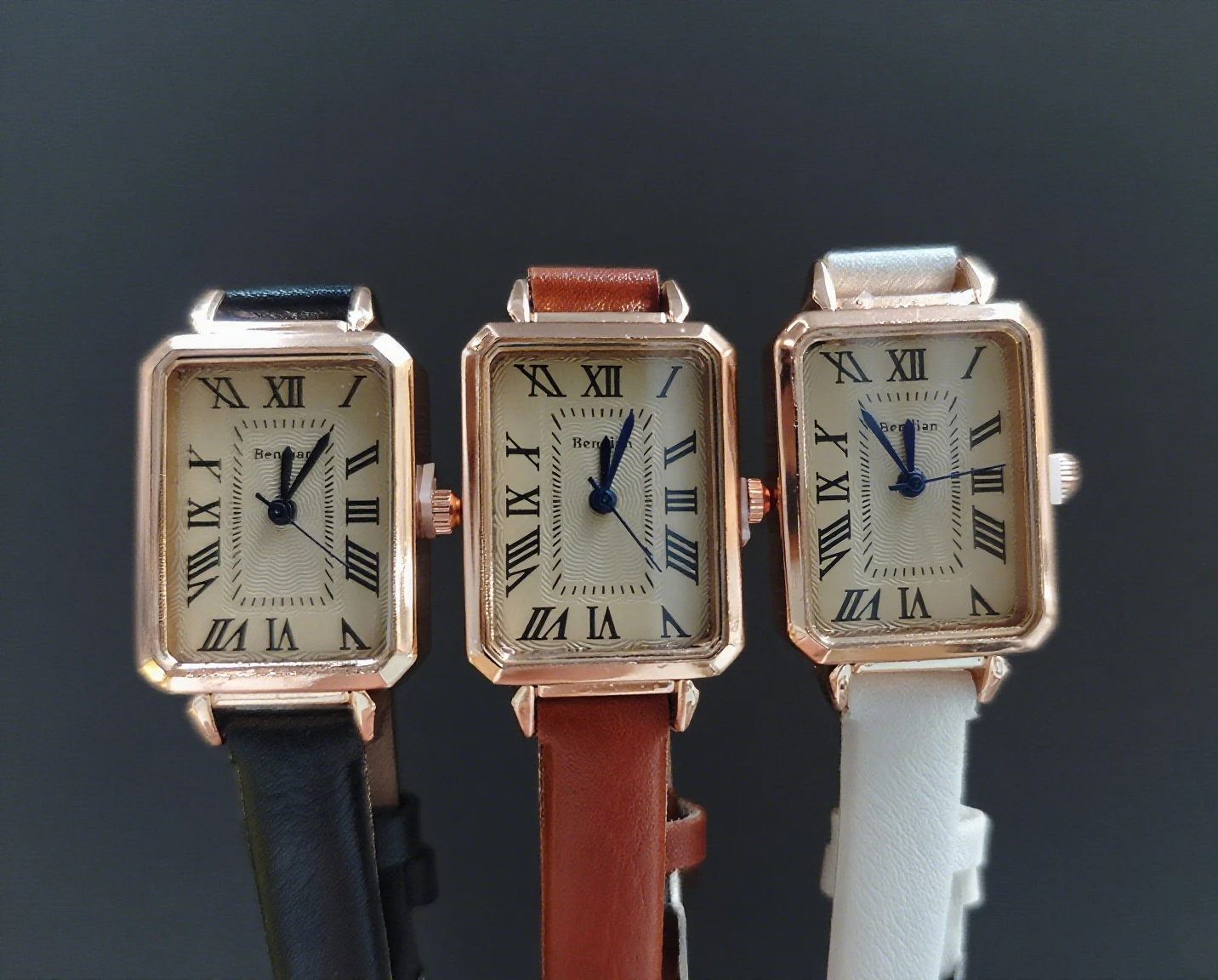 *-* Reloj de cuarzo chapado en oro de lujo para mujer, reloj cuadrado de acero inoxidable para mujer de negocios, reloj de moda, reloj plegable de escala Simple