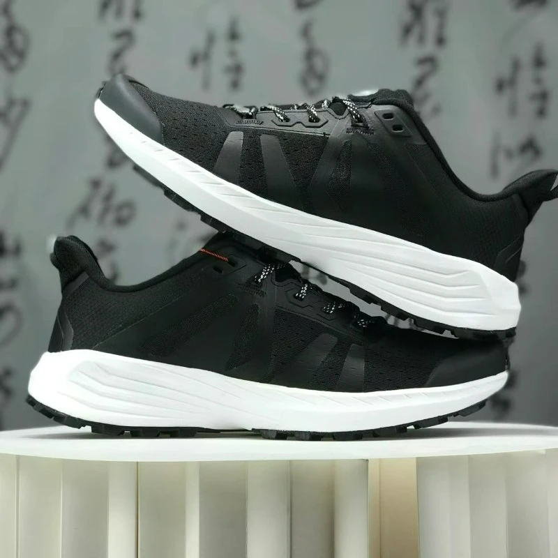 

Classic Brand Hiking Shoe Men Women Anti Slip Outdoor Sports Shoe Unisex Designer Trekking Shoes Couples Wearable Camping Shoe