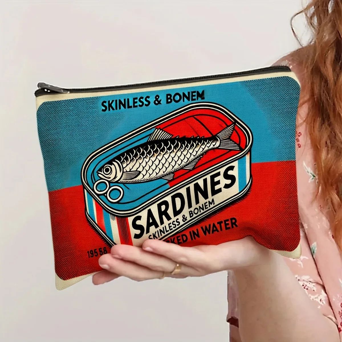 حقيبة مستحضرات التجميل خفيفة الوزن وقابلة للغسل بسحاب على شكل سمكة ملونة ومنظم للسفر وخفيفة الوزن وقابلة للغسل يدويًا #5