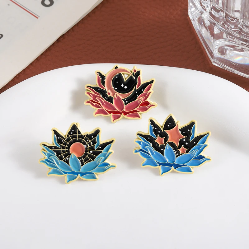 لوتس الهلال المينا دبابيس الأزهار السماوية ماجيك القمر الشمس ستار دبابيس التلبيب على ظهره شارة مجوهرات الأزياء هدايا للأصدقاء
