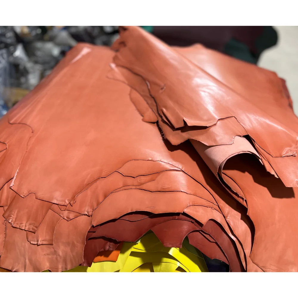 

Итальянская телячья кожа CTC, 0,8 мм, материал для обуви и обивки.