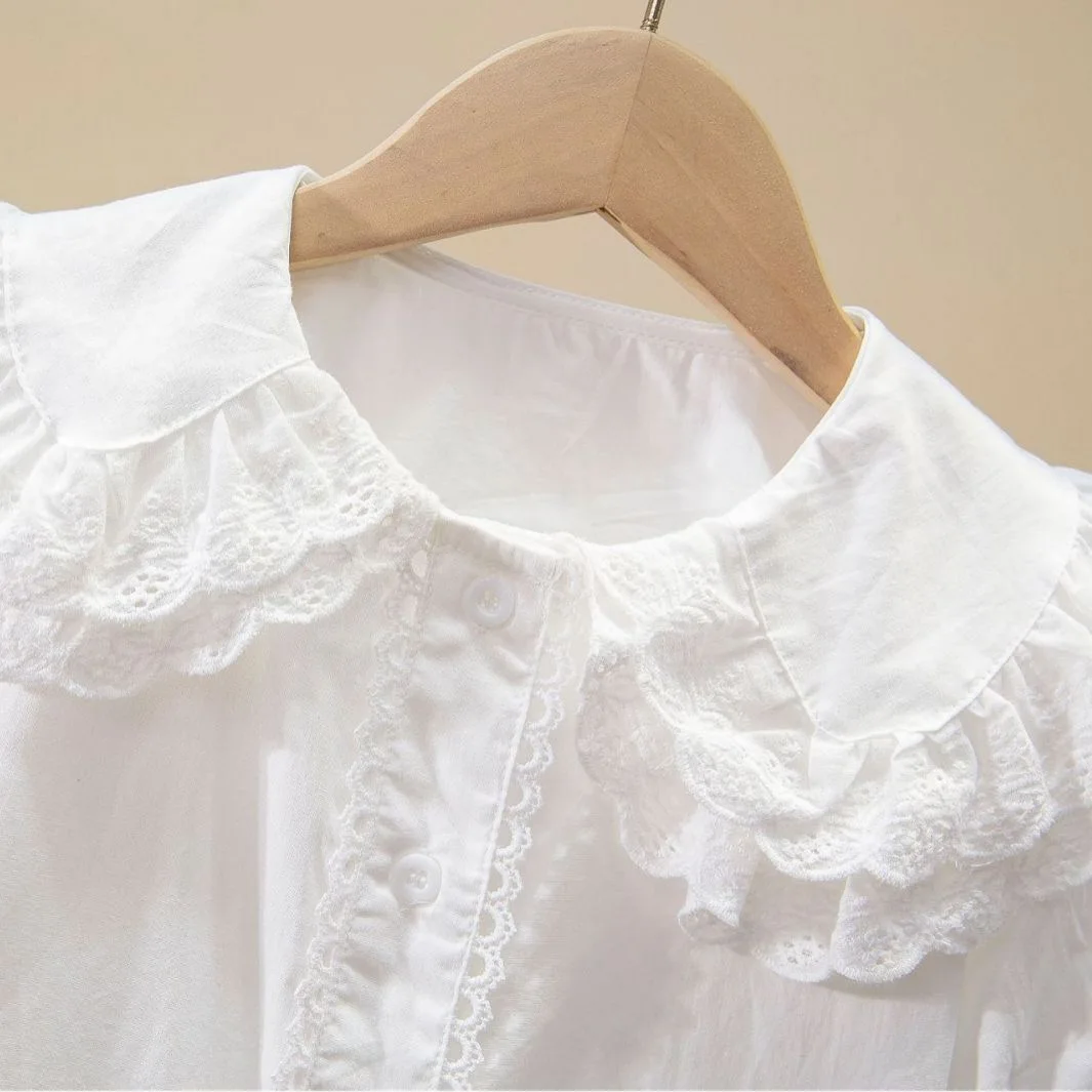 Girls spring and summer white doll collar shirt big kidsren\'s long-sleeved shirt fashionable lace top