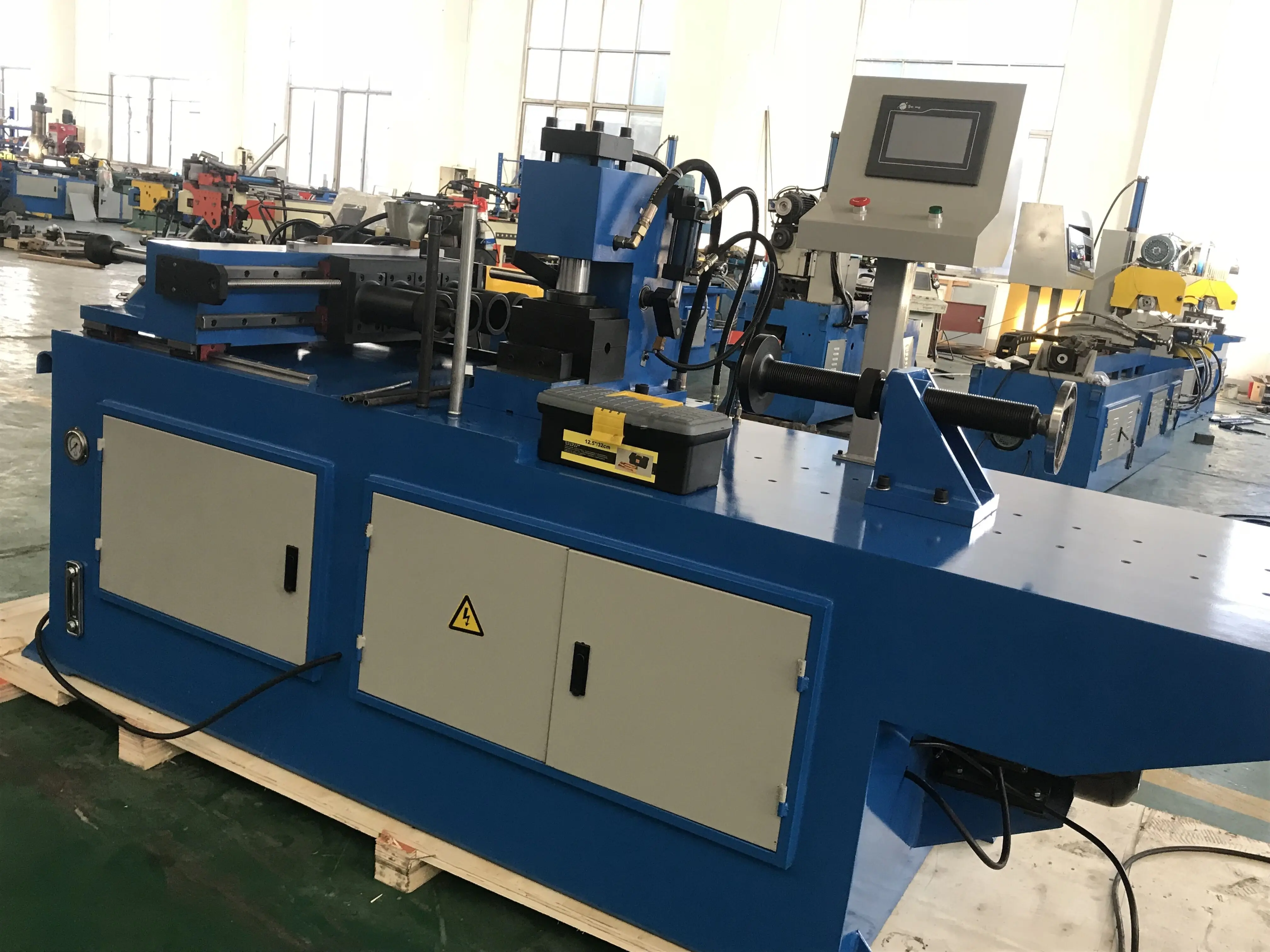 Automatic Pipe End Forming Machine End Finishing Machine Square Round Pipe End Shaping Machine