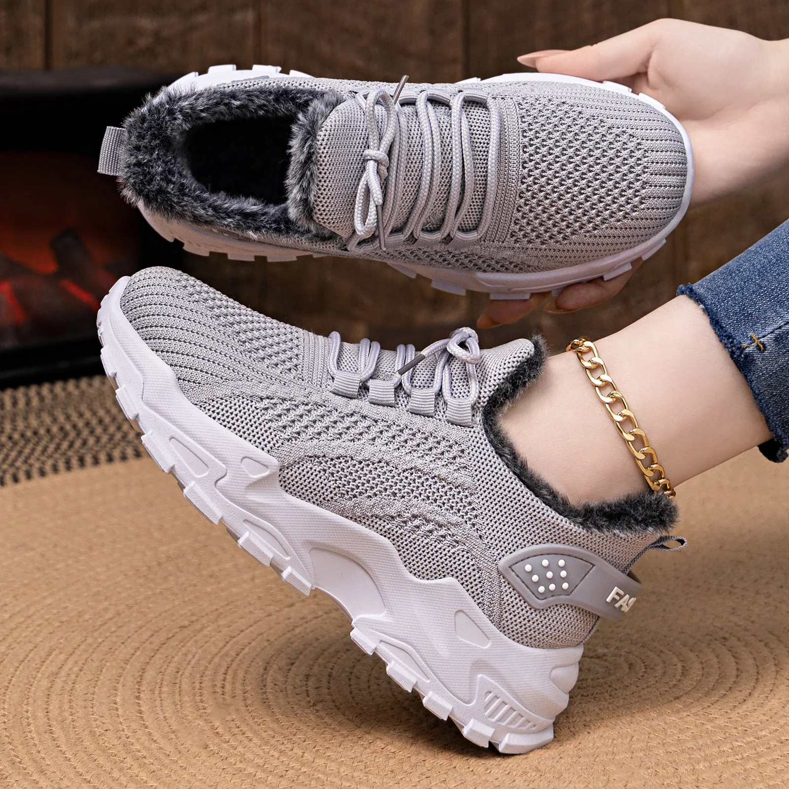 

Women's Winter Thickened Fleece Lined Boots Lightweight Short Warm Booties Casual Comfortable Cotton Shoes for Cold Weather
