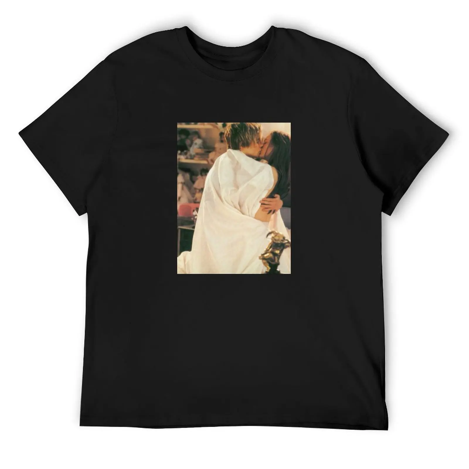 

romeo and juliet kiss T-Shirt korean fashion custom t-shirts blue lock clothes mens plain t shirts