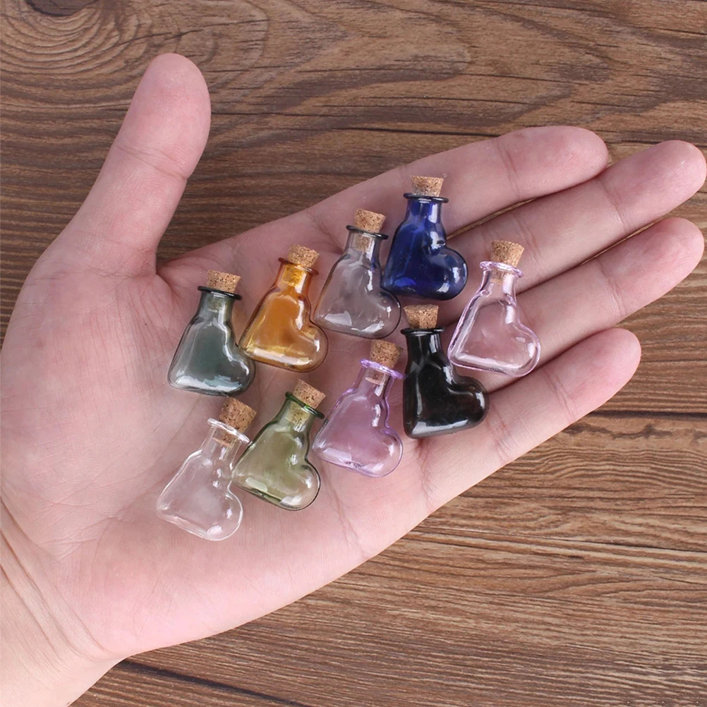 

7Pcs Glass Jar with Cork Lid Heart Shaped Decorative Bottle for Sand Soil Leaves Keepsake Small Jars for