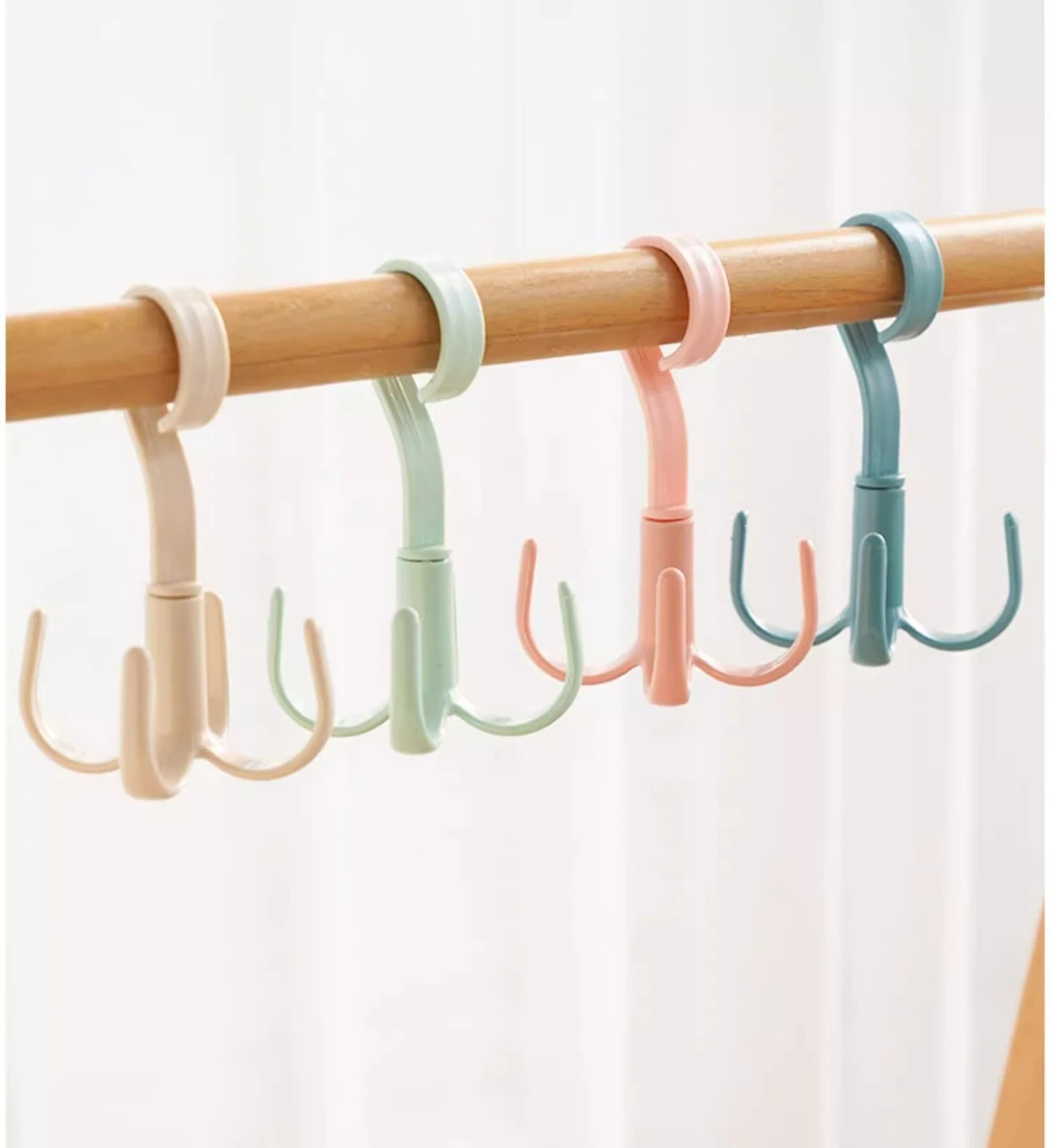 2PC Four Claw Hook Multifunctional Rotatable Scarf Storage Rack No Punching Plastic Hook Thick Coat Hook