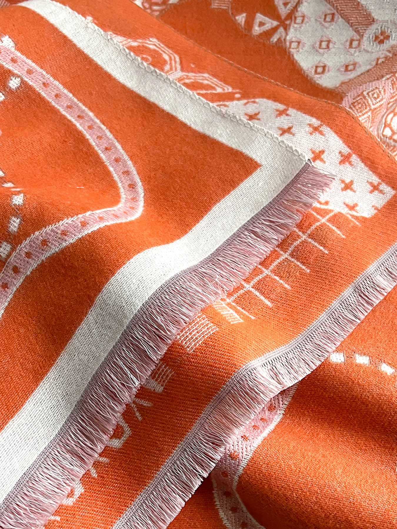 Eleganter Pashmina-Schal mit Pferdemuster für Damen, luxuriöser Kaschmir-Schal, dick, warm, Herbst- und Winterdecke, Stola, langes Design – Detail 4