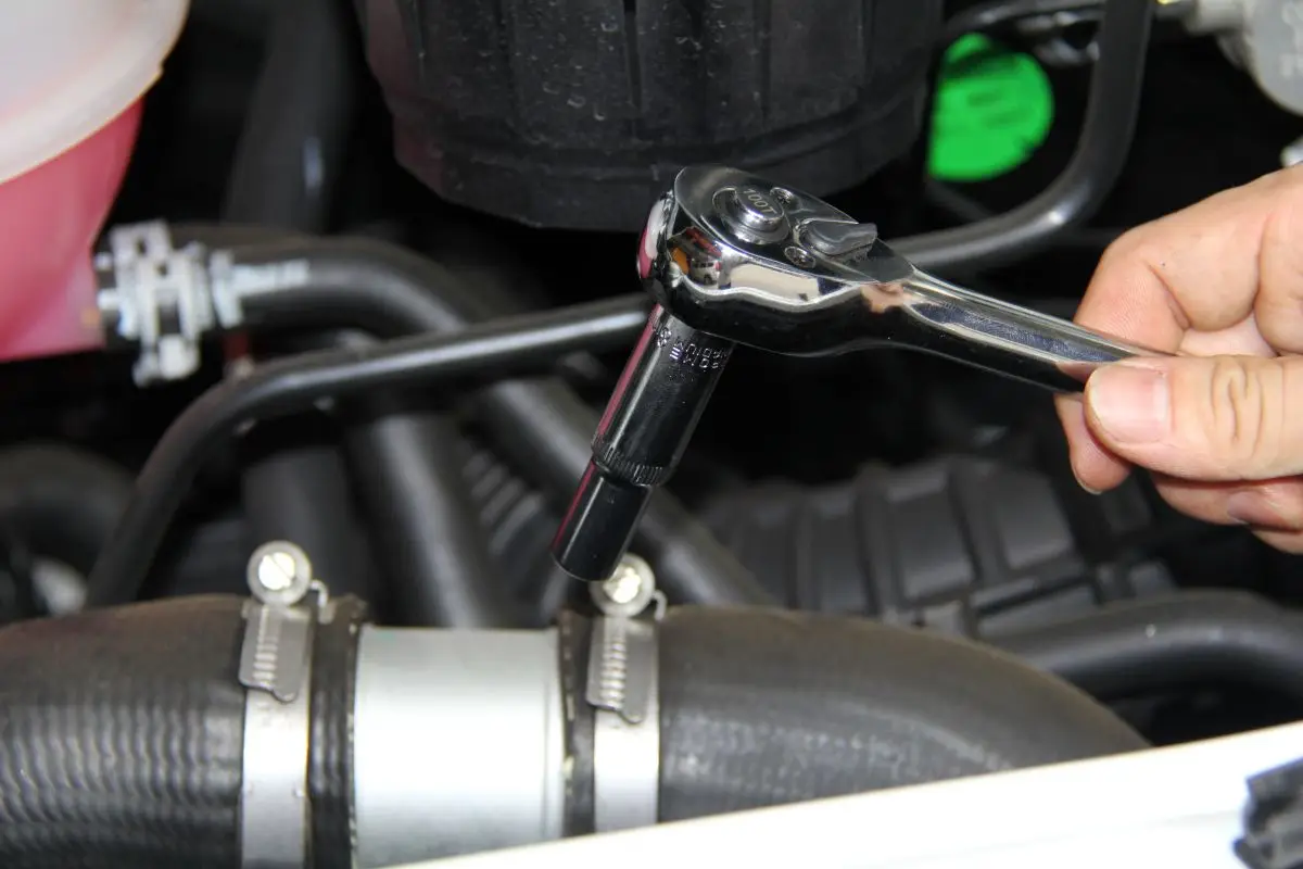 2 PC 3/8 Zoll Antrieb 100 Zähne Schnellspanner Ratschenschlüssel und Universal-Steckschlüssel mit Griff und Ratschenschlüssel