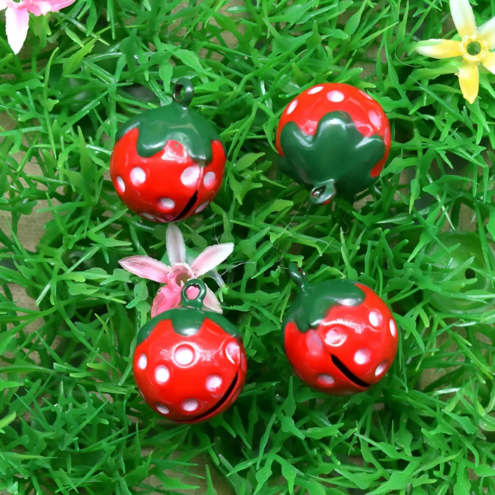 10 Pcs Strawberry Bells DIY Crafts Cat and Dog Pet Pattern Iron Accessories Mini