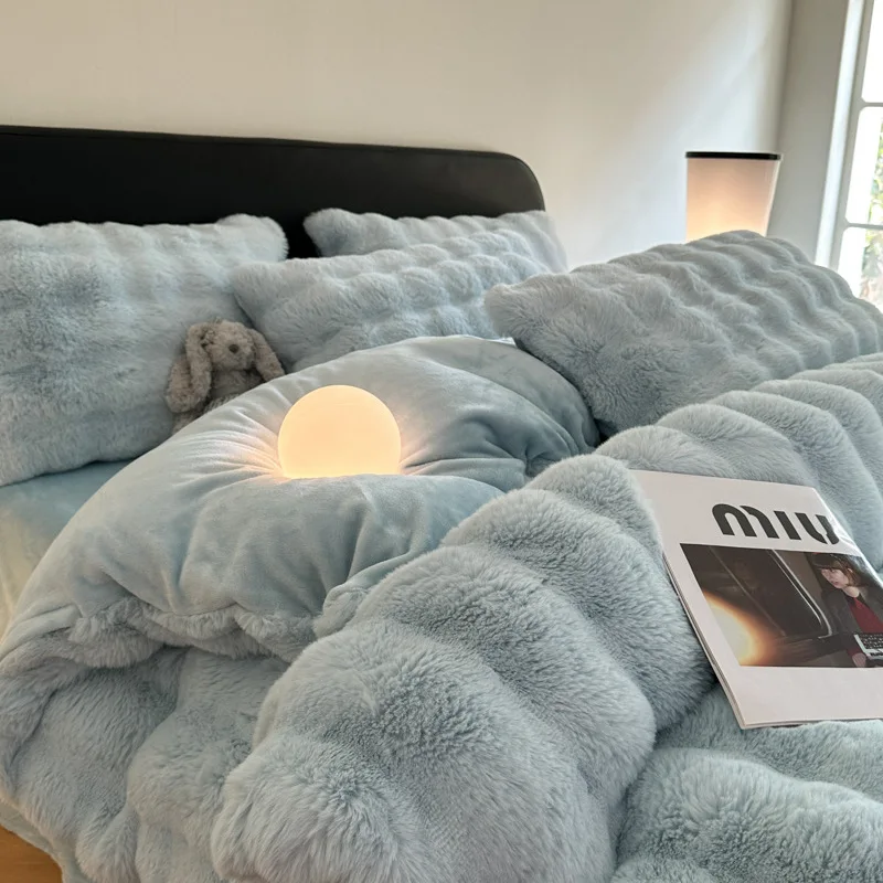 Dense Plush Thick Milk Velvet Bedding Set 4Pcs Skin-friendly Durable Beddings Colorfast Detachable Anti-static Bed Quilt Cover