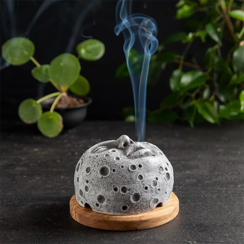 Moon Face Backflow Incense Burner Novelty Incense Cone Stick Holder Home Aromatherapy Decoration