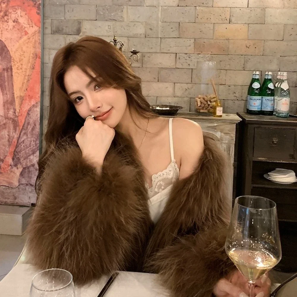 

Reality Fur Jacket Double-side Knitted Thicken Long Sleeve V-neck Winter Weaving Fur Women Winter Natural Raccoon Fur Coat Women